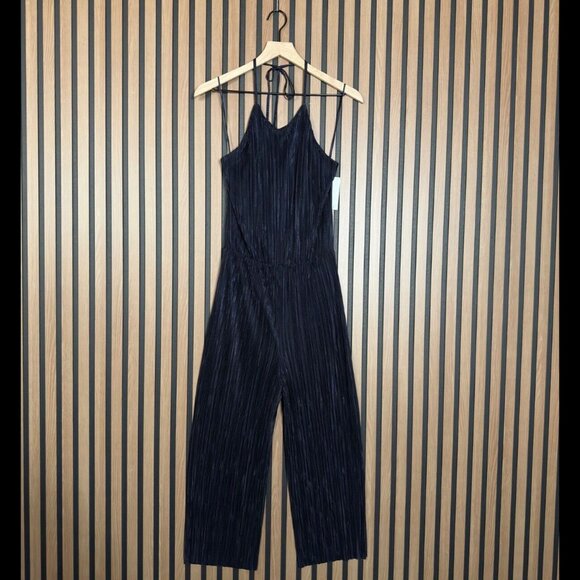 New 19 Cooper Jumpsuit Small Womens Blue Cropped Pleated Wide Leg Halter Neck - Picture 1 of 10
